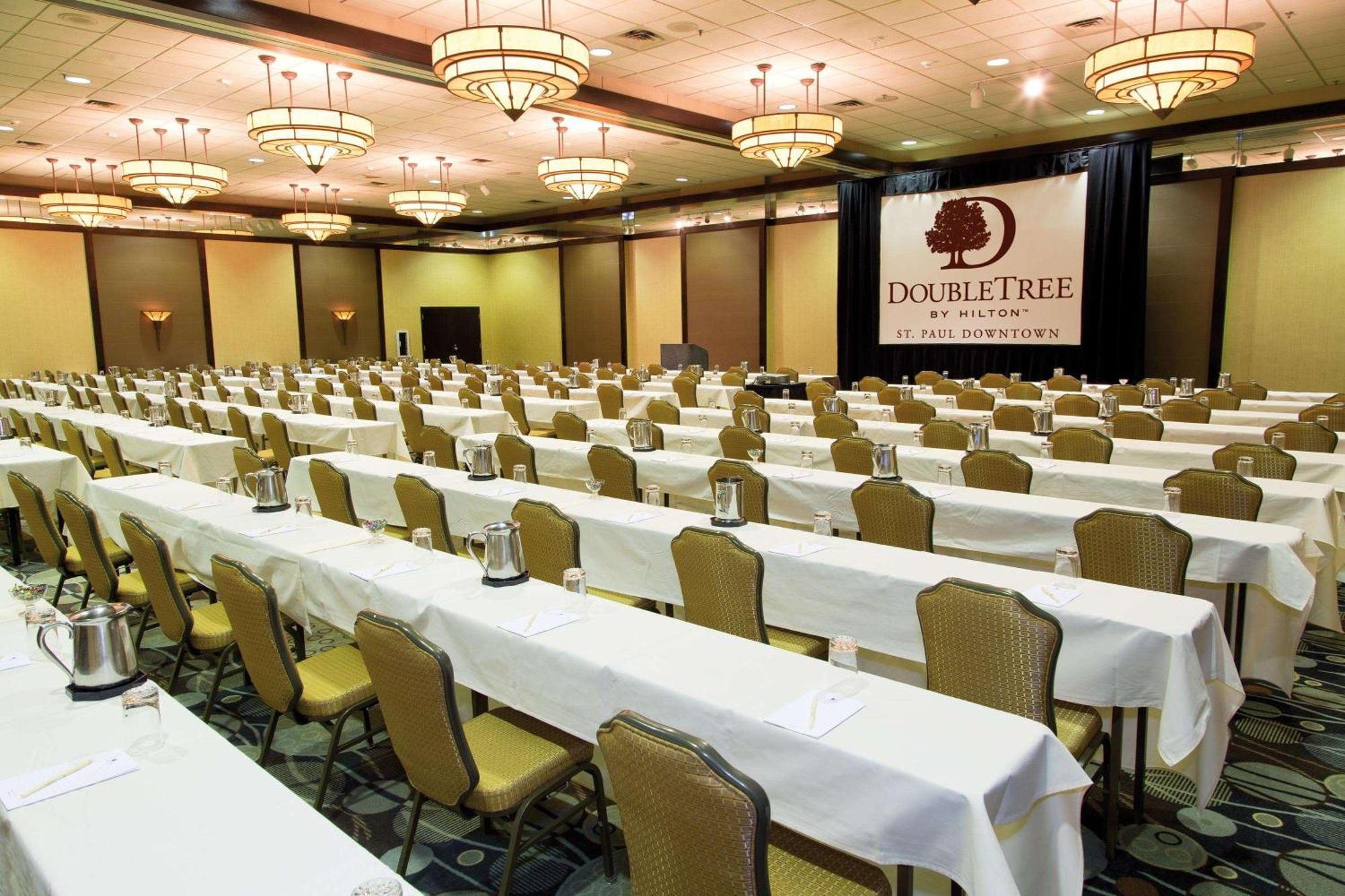 Doubletree By Hilton St Paul Downtown Ξενοδοχείο Saint Paul Εξωτερικό φωτογραφία
