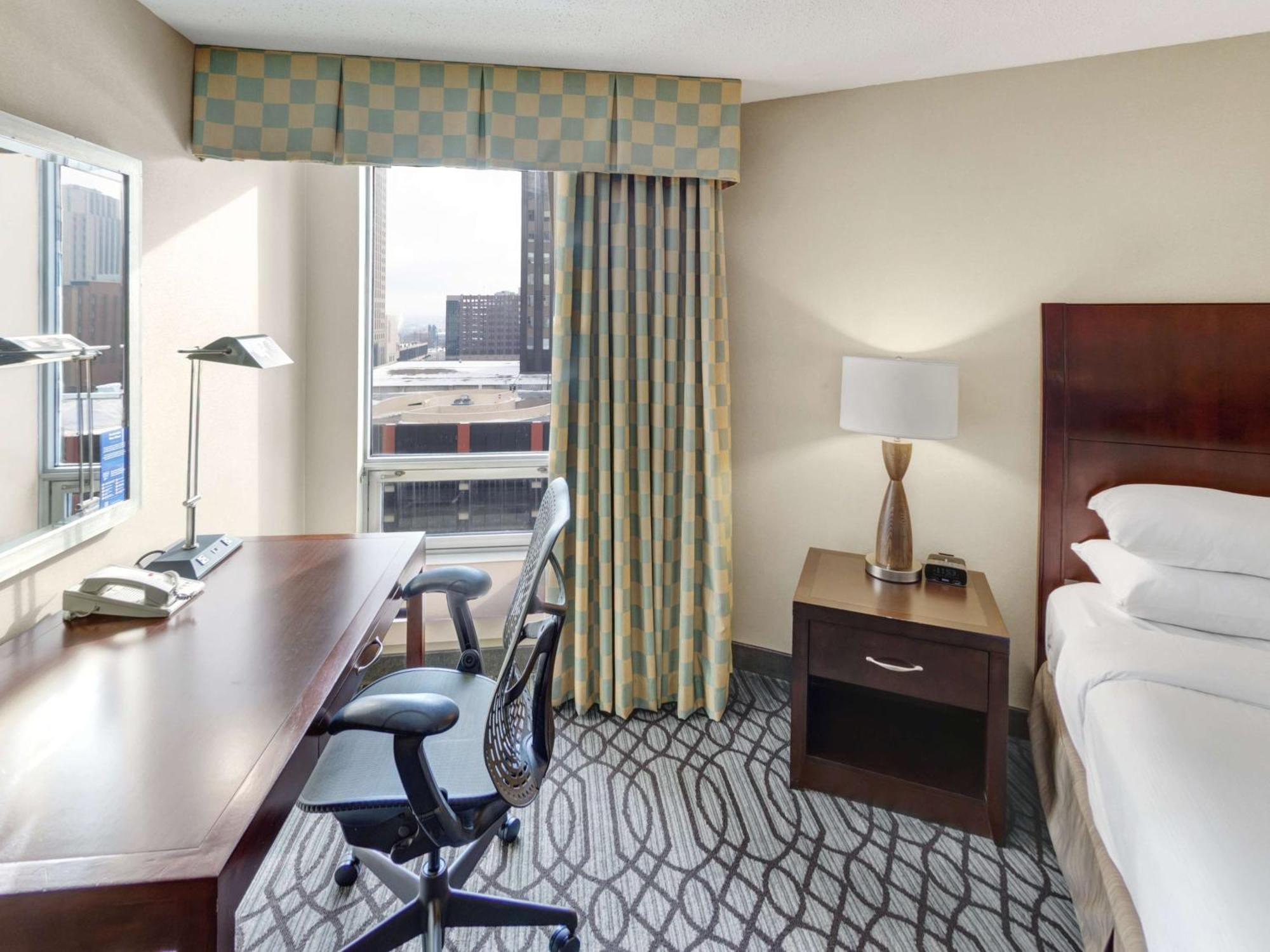 Doubletree By Hilton St Paul Downtown Ξενοδοχείο Saint Paul Εξωτερικό φωτογραφία